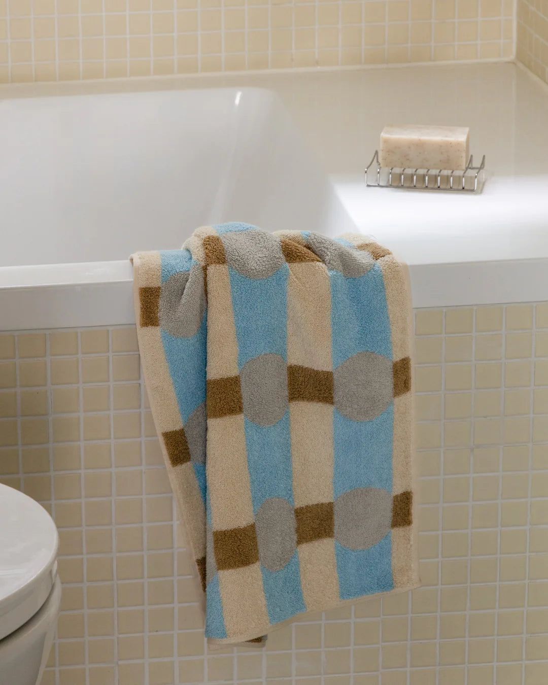 DOT CHECK FACE TOWEL - GREY ON CREAM - Warmgrey Tail