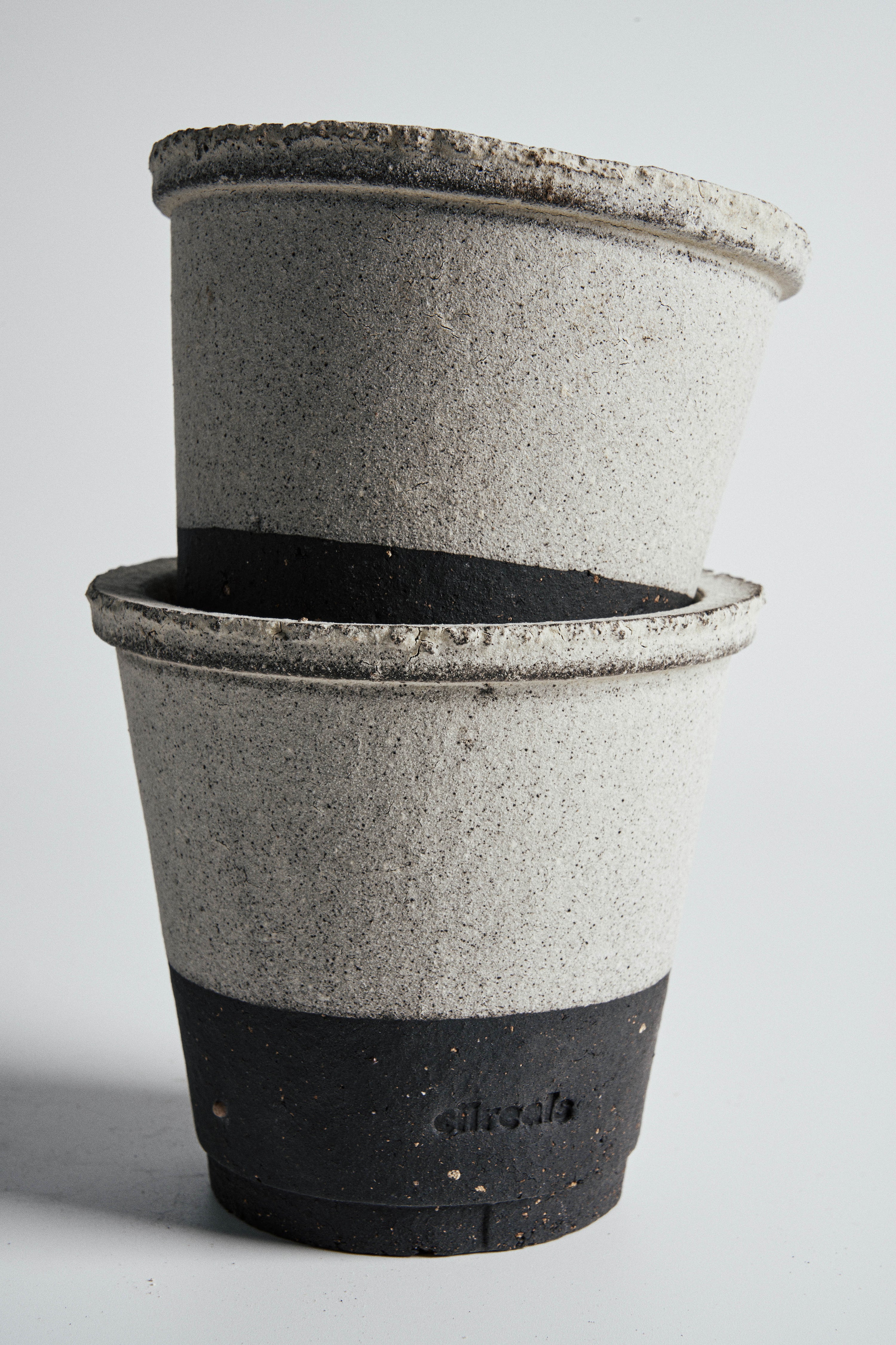 “Mold” small planter - Bonsai Pot