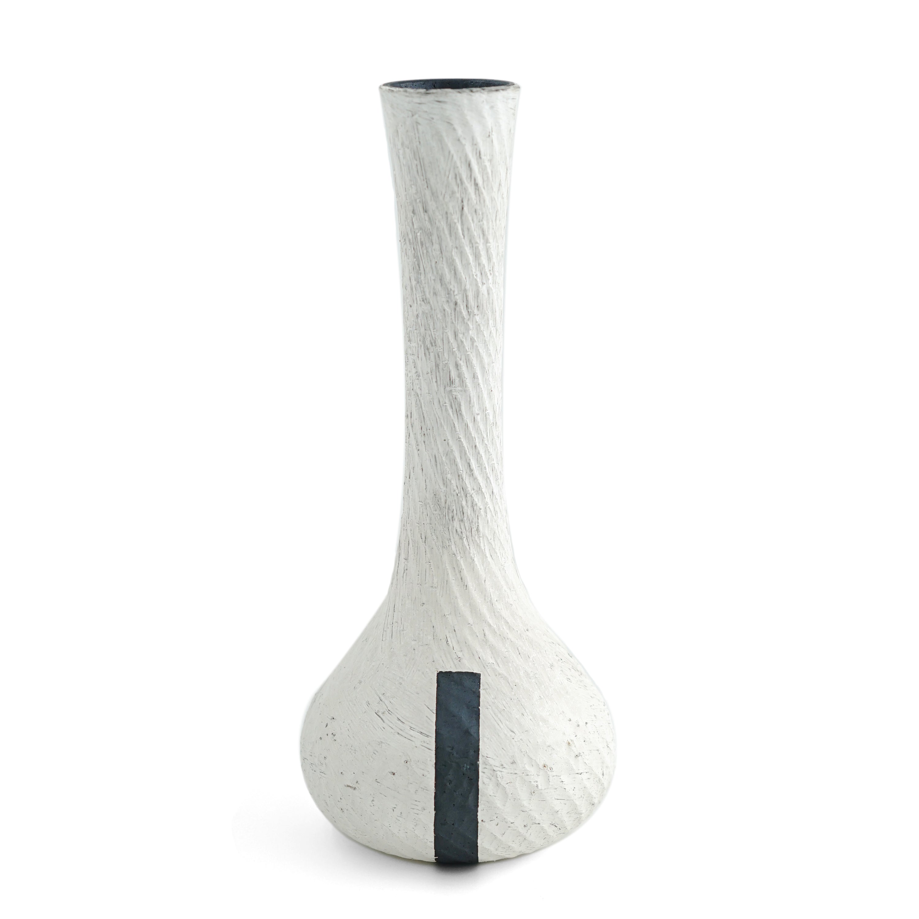 Dadan Ceramic | handmade silver vase | Minimalism Collection - 2