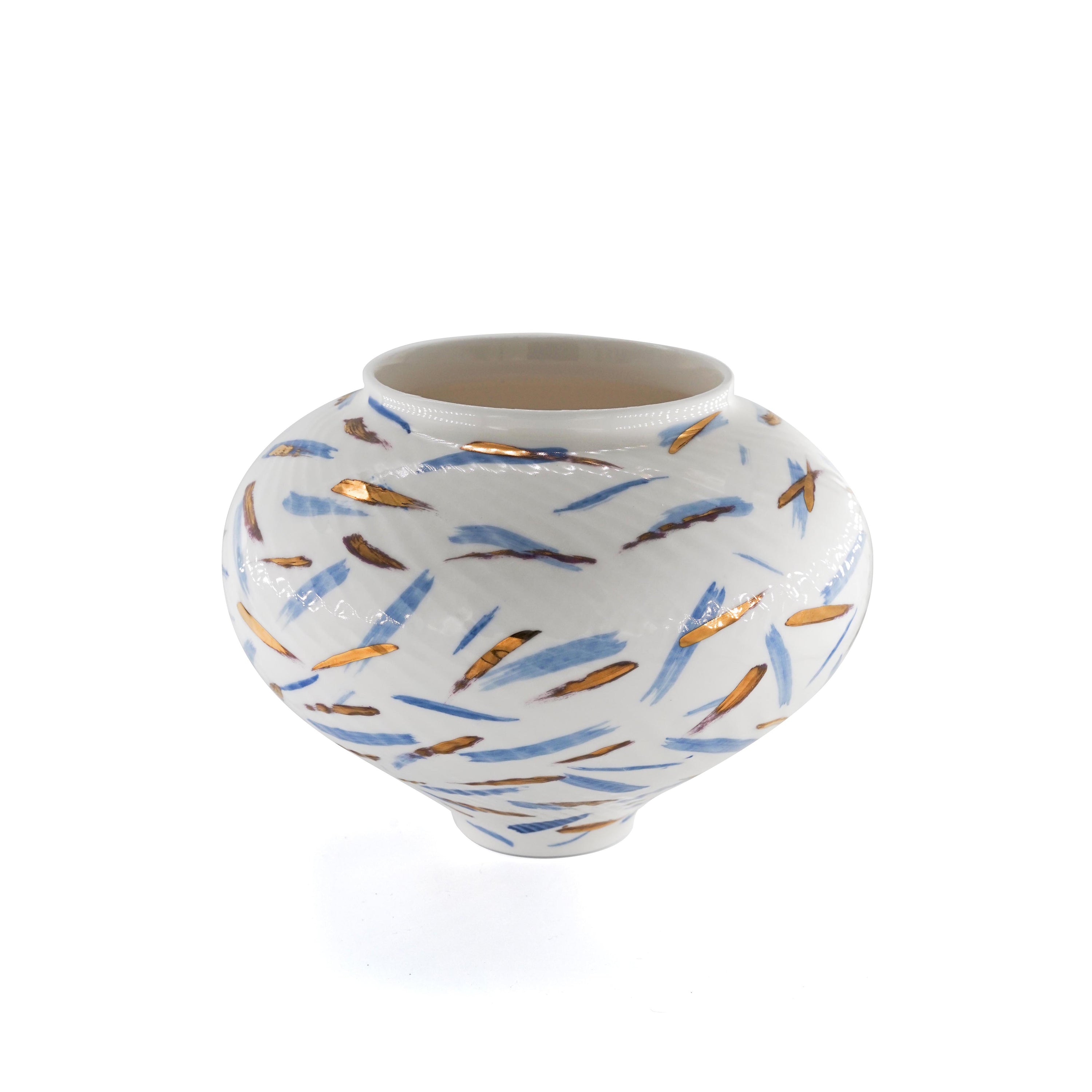 Dadan Ceramic | Handcrafted Porcelain Vase