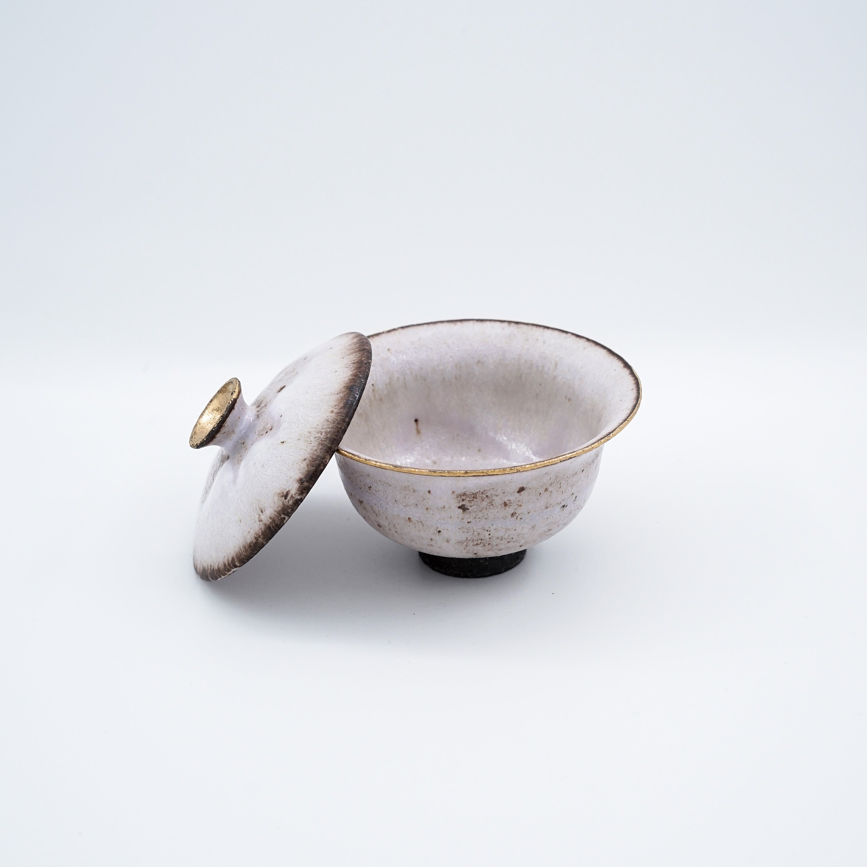 Jiheng Li - Dusty Rose Gaiwan