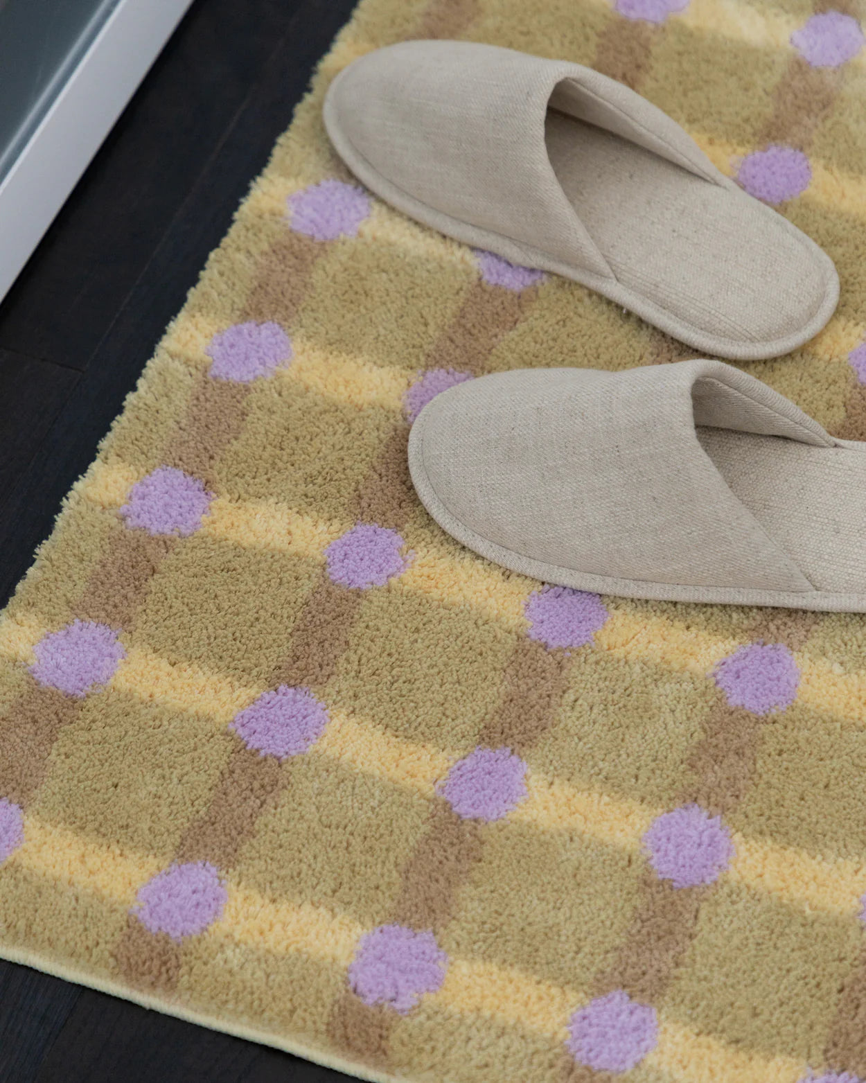 DOT CHECK RUG - Lavender ON SAND 65x45