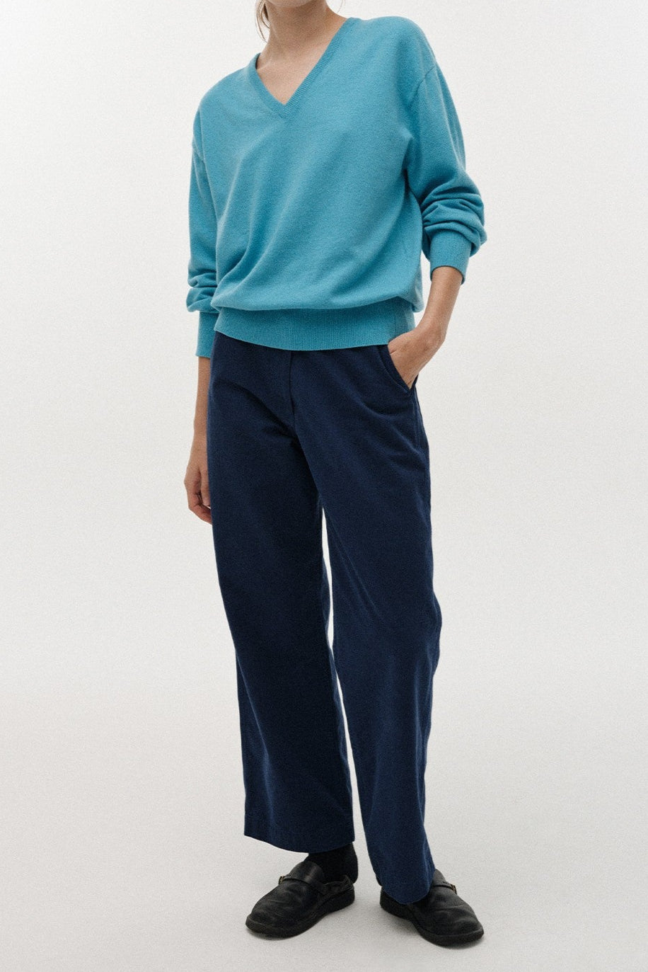 PUNO V-NECK PULLOVER - Blue