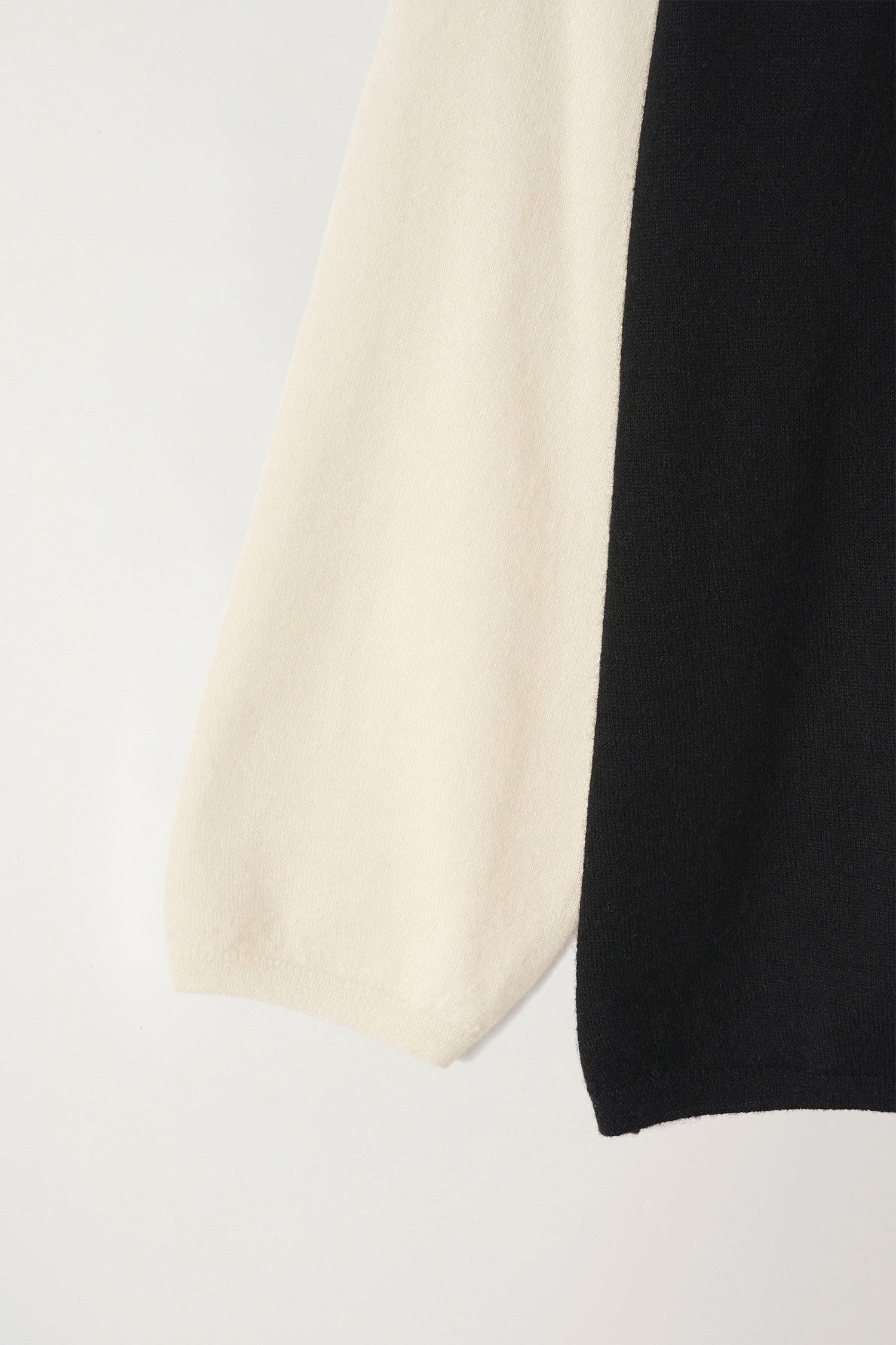 PALIE RAGLAN PULLOVER