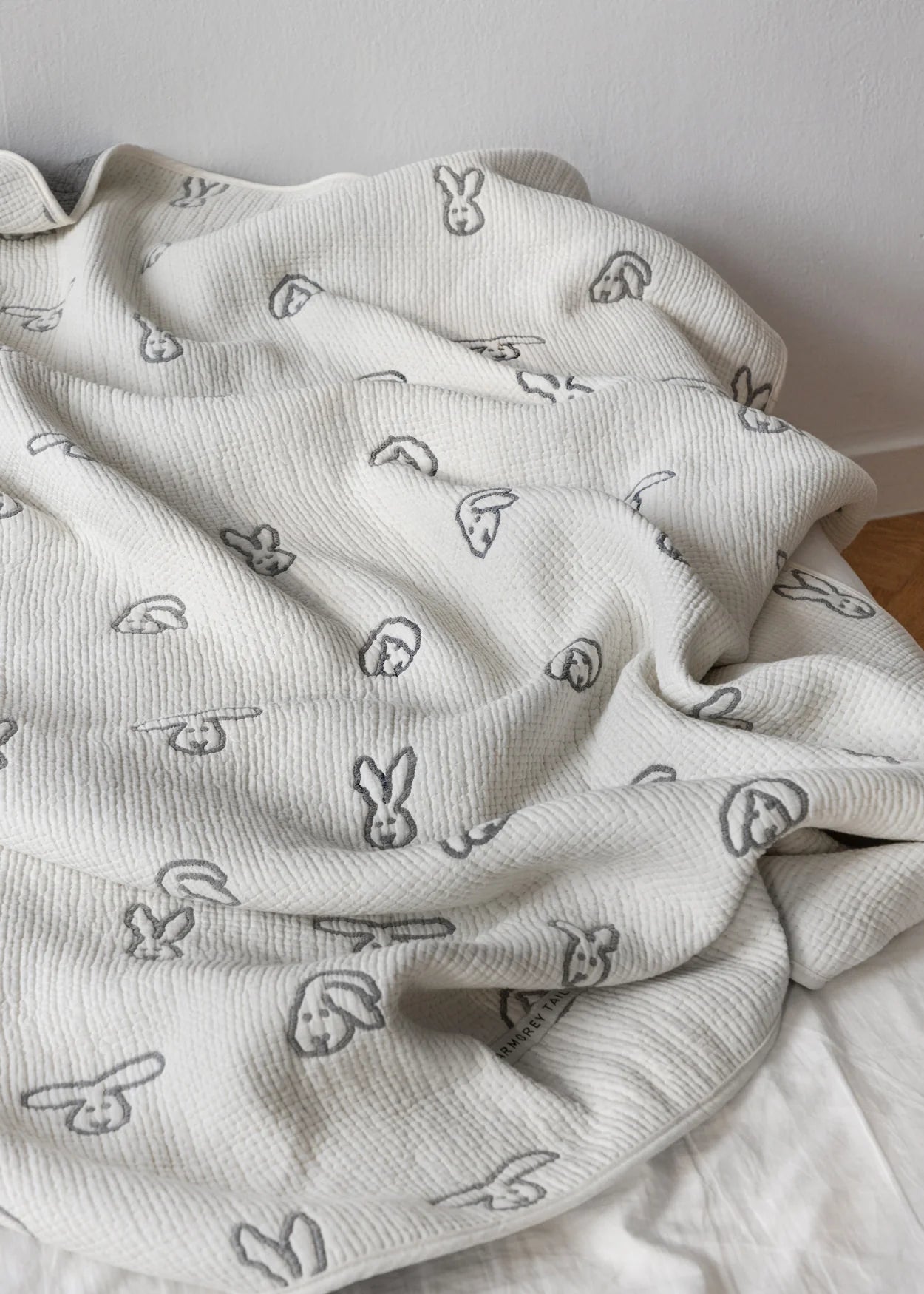 BUNNY BUNNY COTTON MODAL BLANKET - WARMGREY