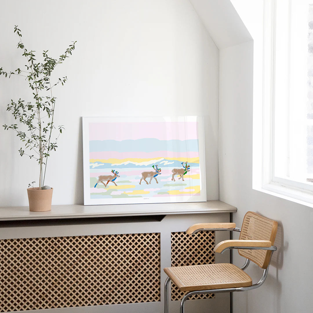 FRAMED REINDEER POSTER - Warmgrey Tail