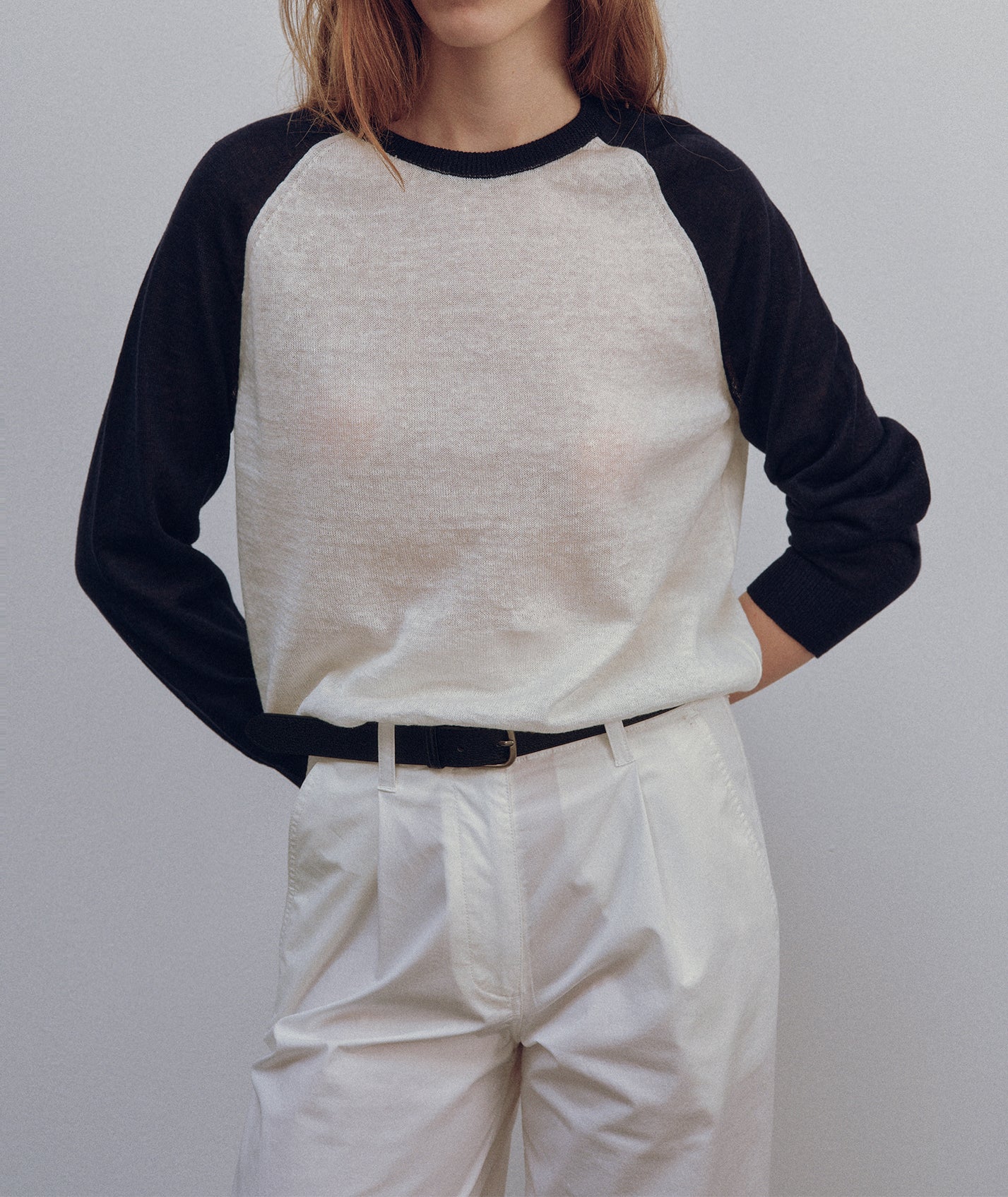 GRIN LINEN KNIT TOP (Navy Ivory)