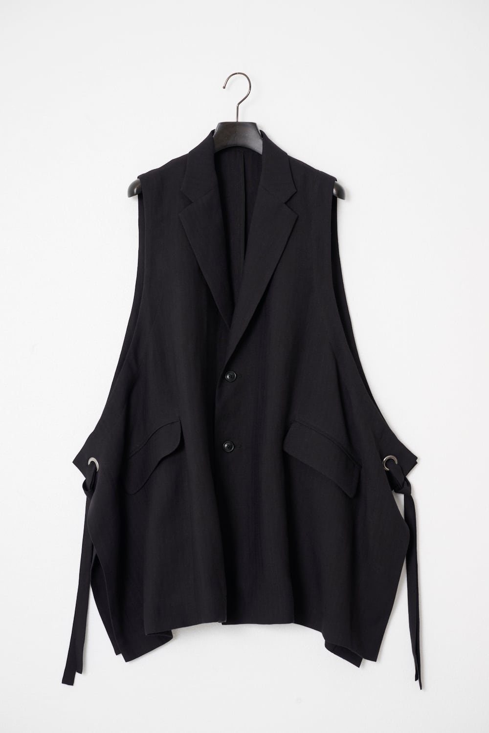 Side Eyelet Vest