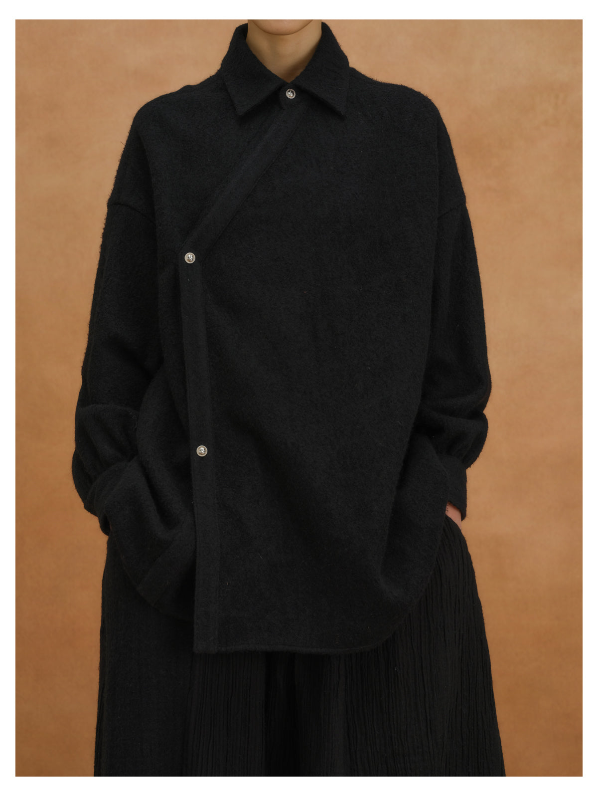 Morin Khuur | Asymmetrical wool coat