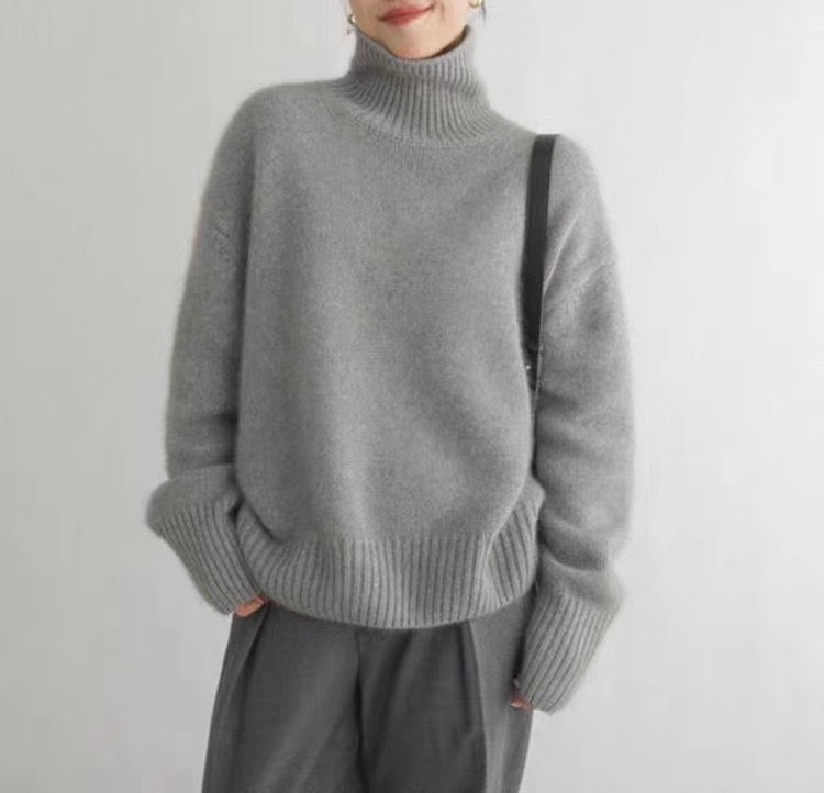 Figure Lecture | Cashmere turtle neck