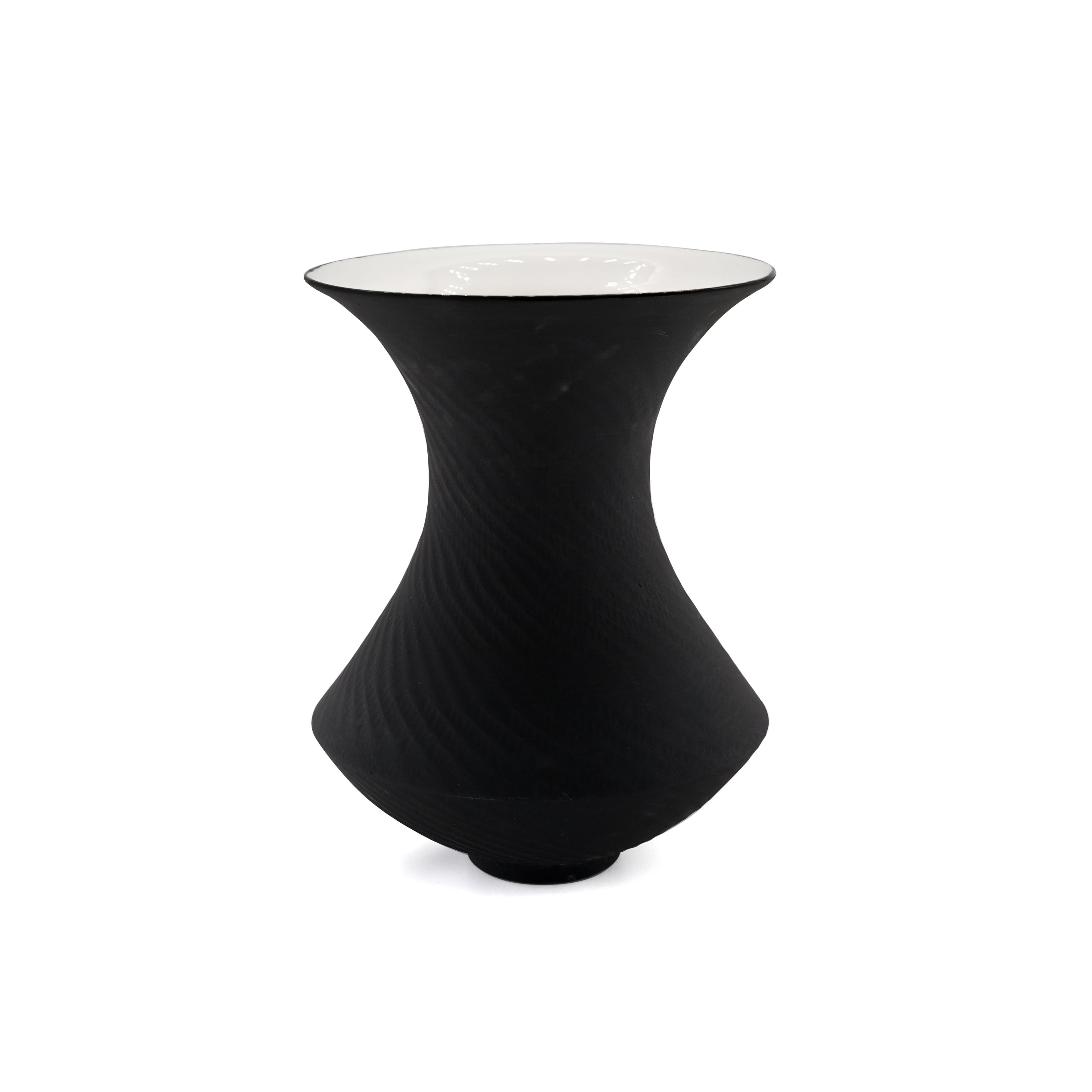 Dadan Ceramic | Black Velvet Vase