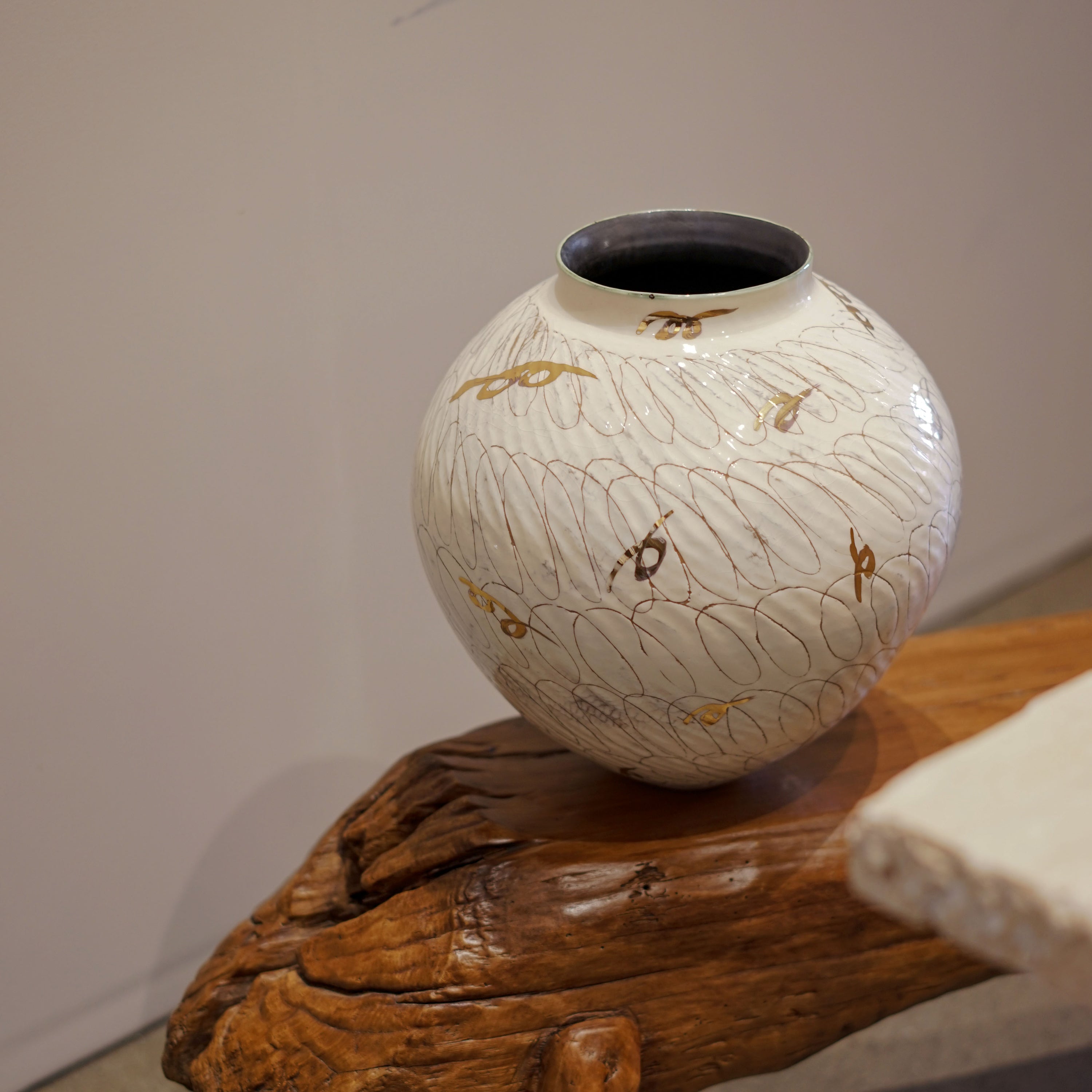 Dadan Ceramic | Cream Moon Jar