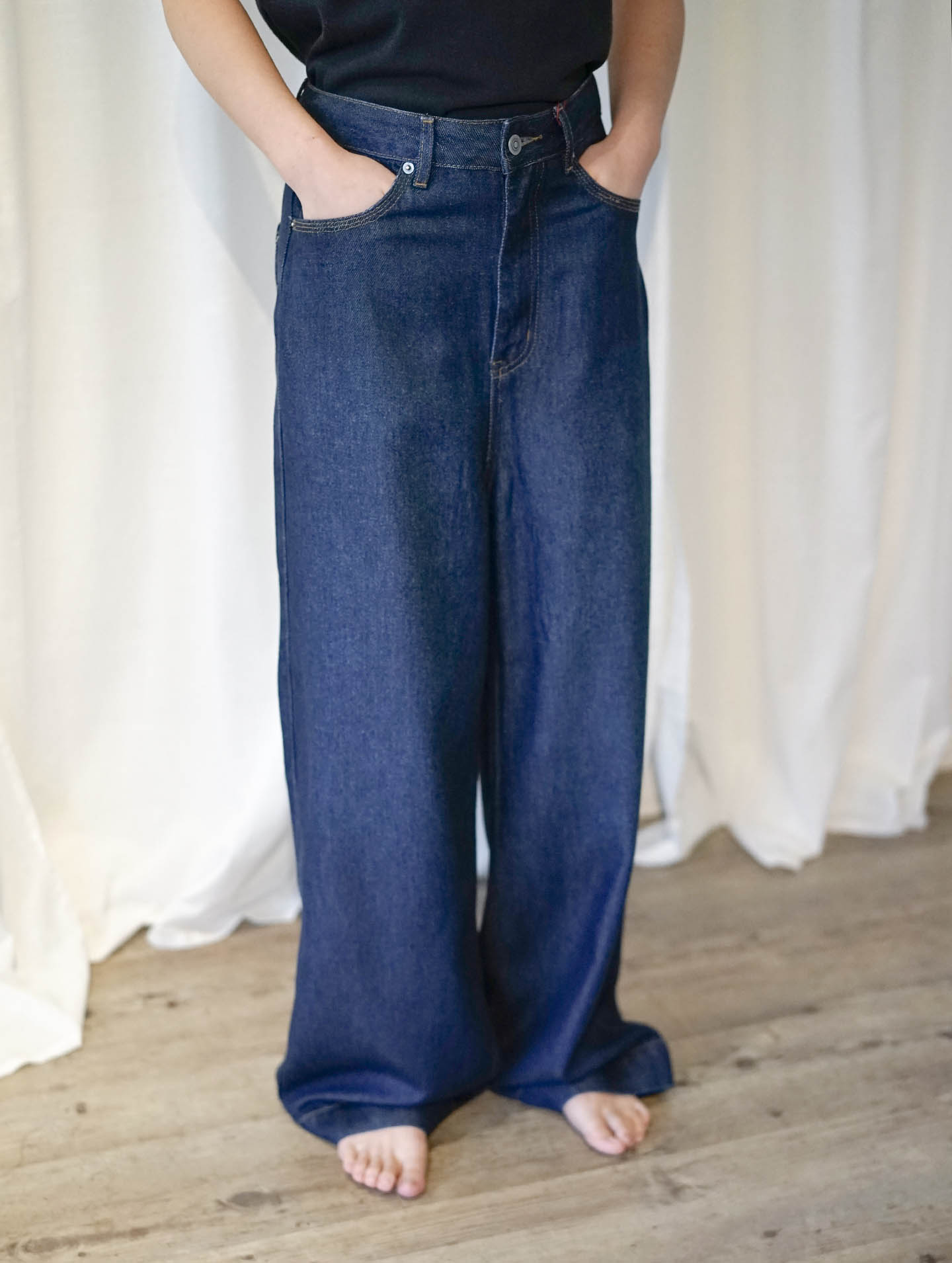 Figure Lecture | Relaxed Denim Trousers