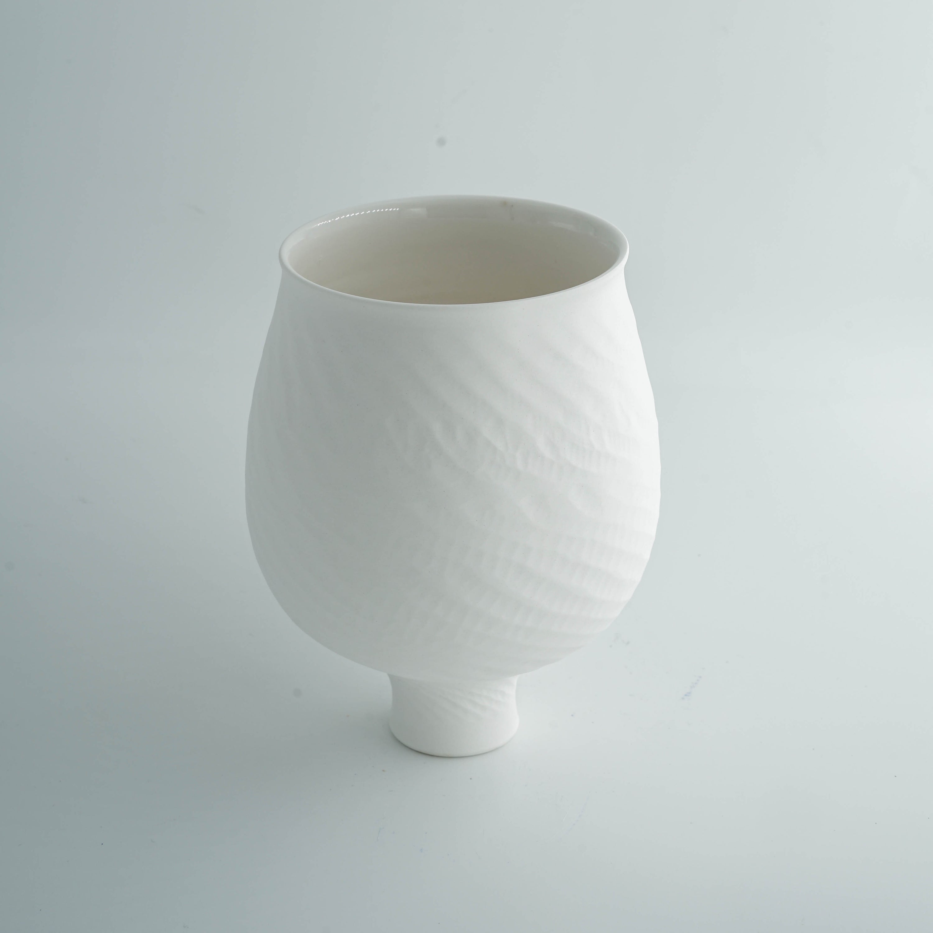 Off- White Minimalism Porcelain Mini Vase - 2