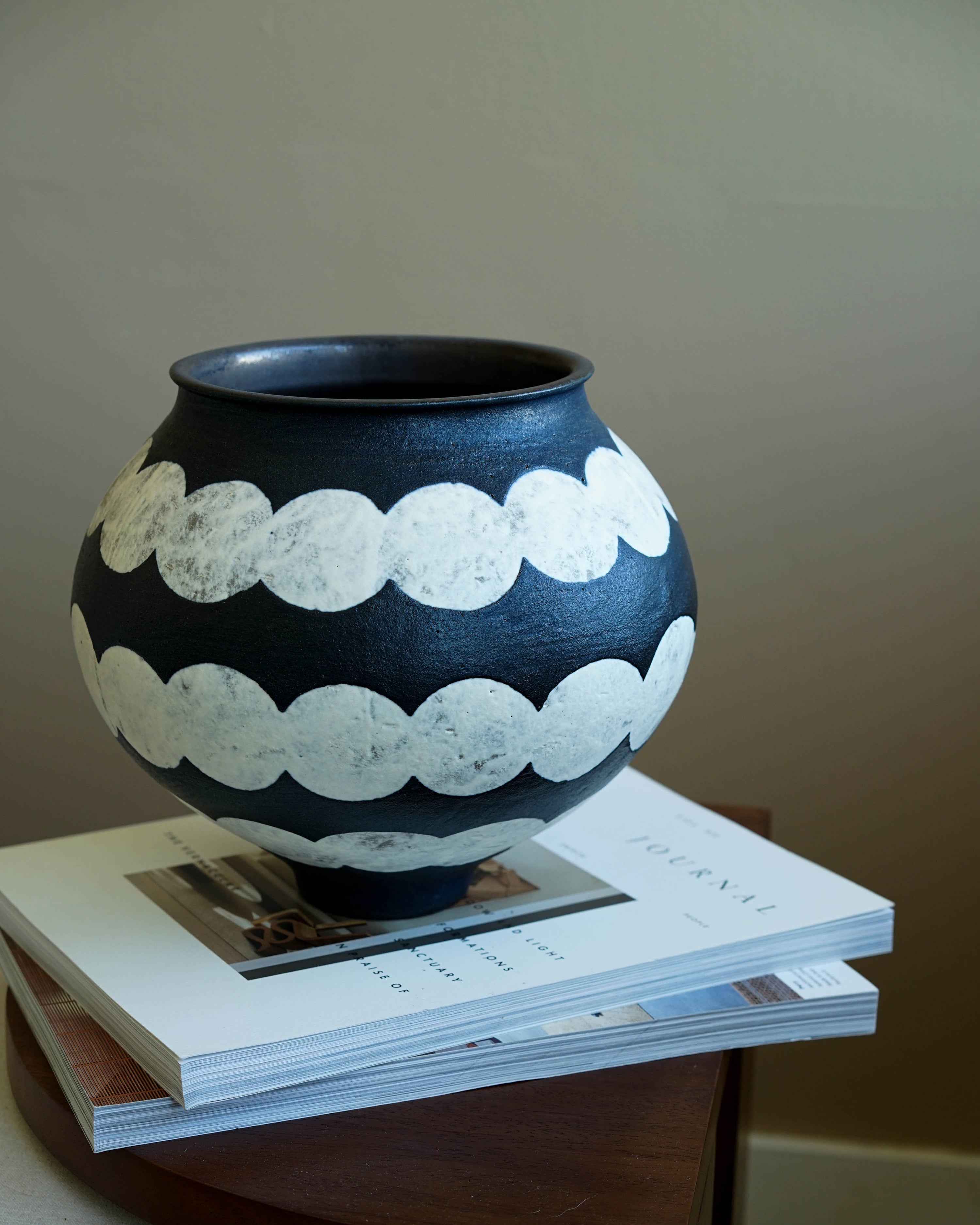 Black & White Dot Ceramic Vase