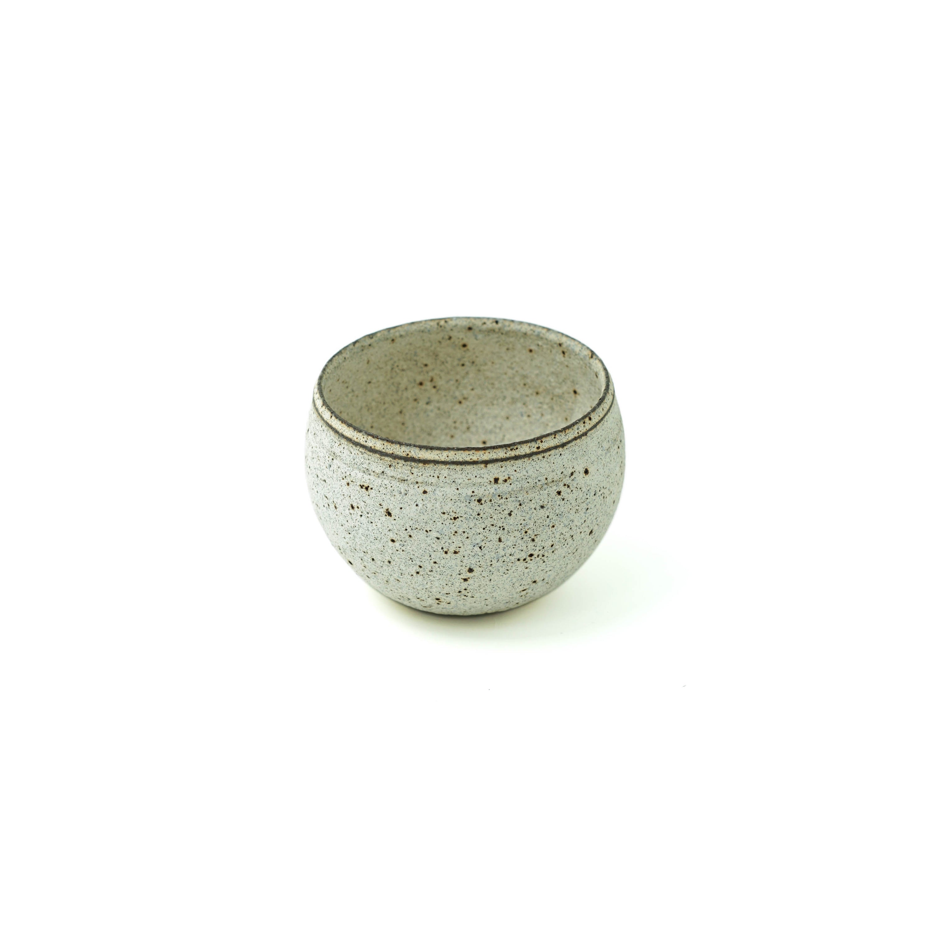 Round Tea Cups - White