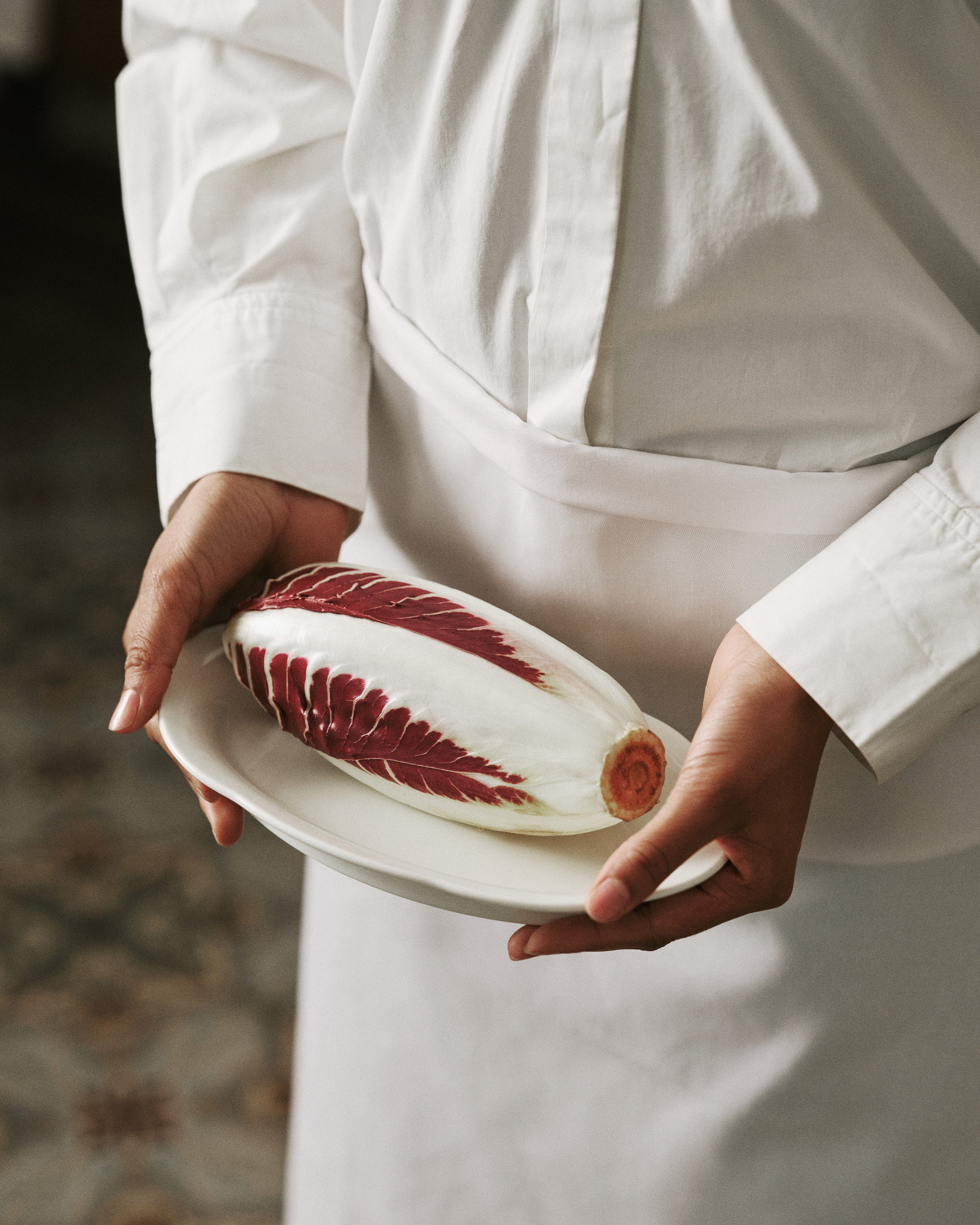 Deep plate oval S white Silhouette