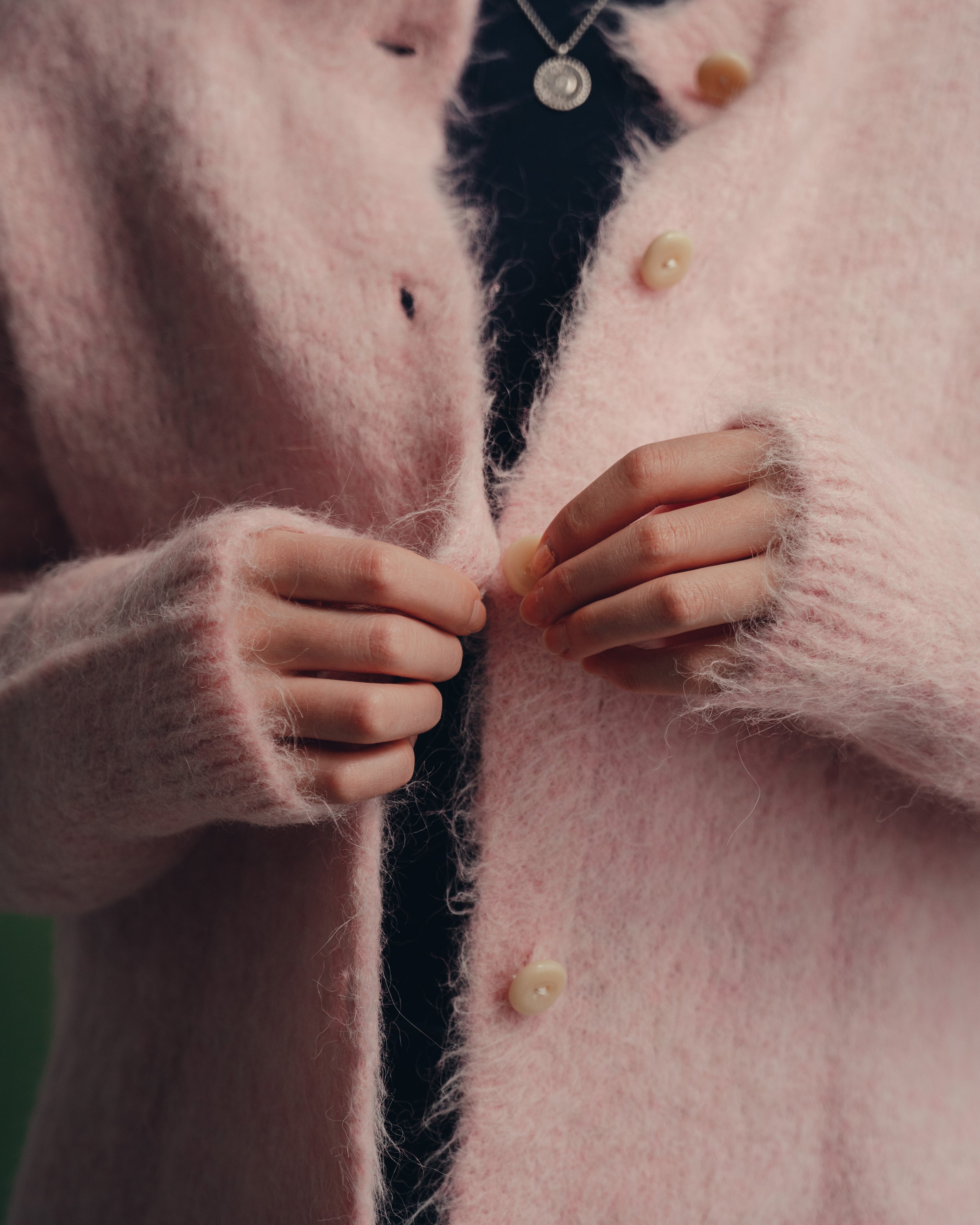 Figure Lecture｜Mohair Pink Cardigan