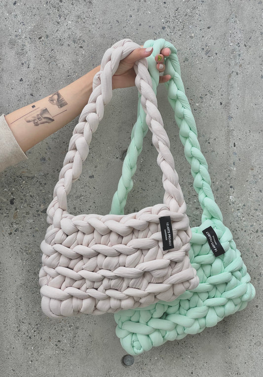 18 Arts Project - Crochet Workshop - Puff Bag