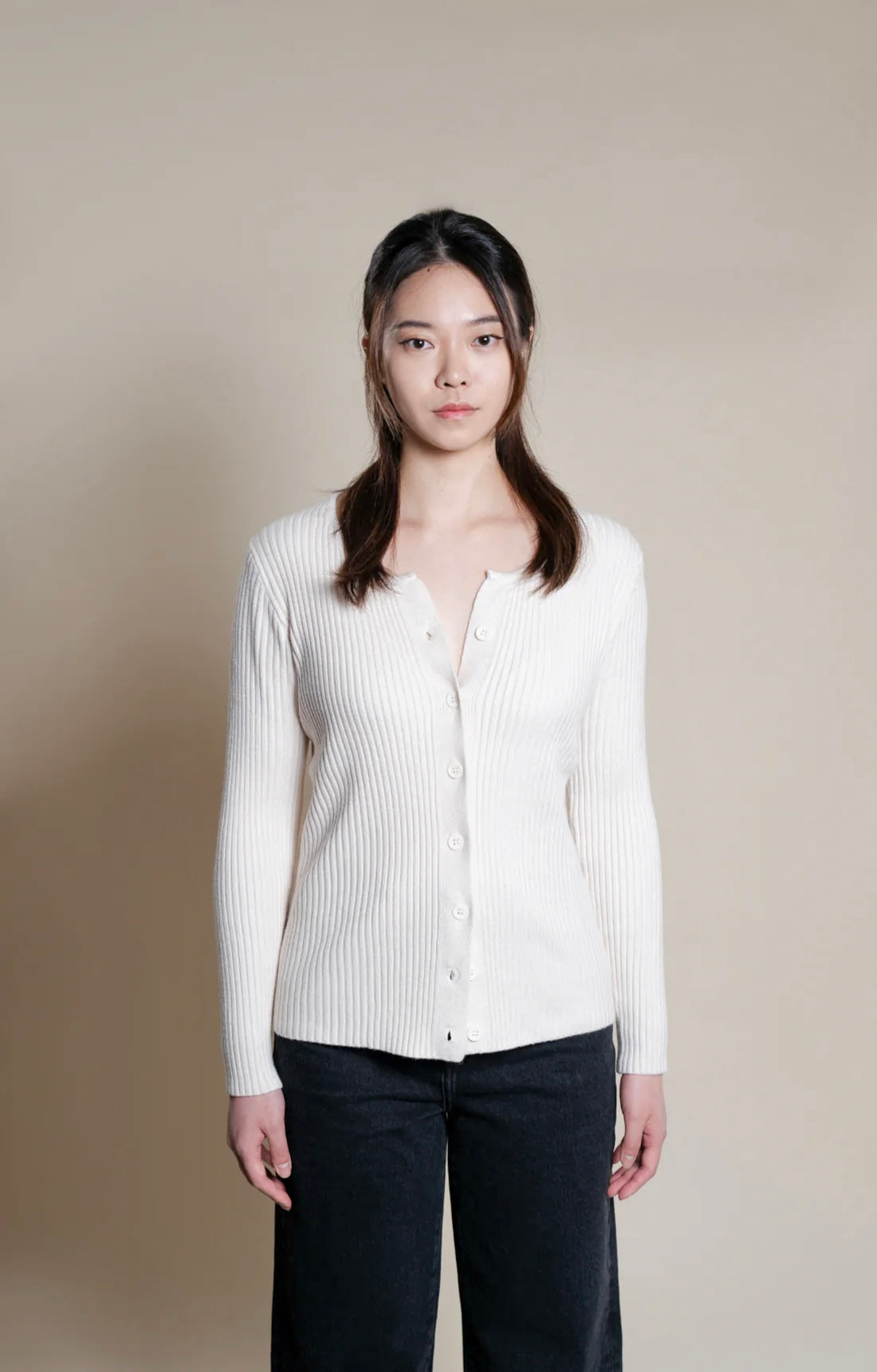 Figure Lecture | Cotton Line cardigan