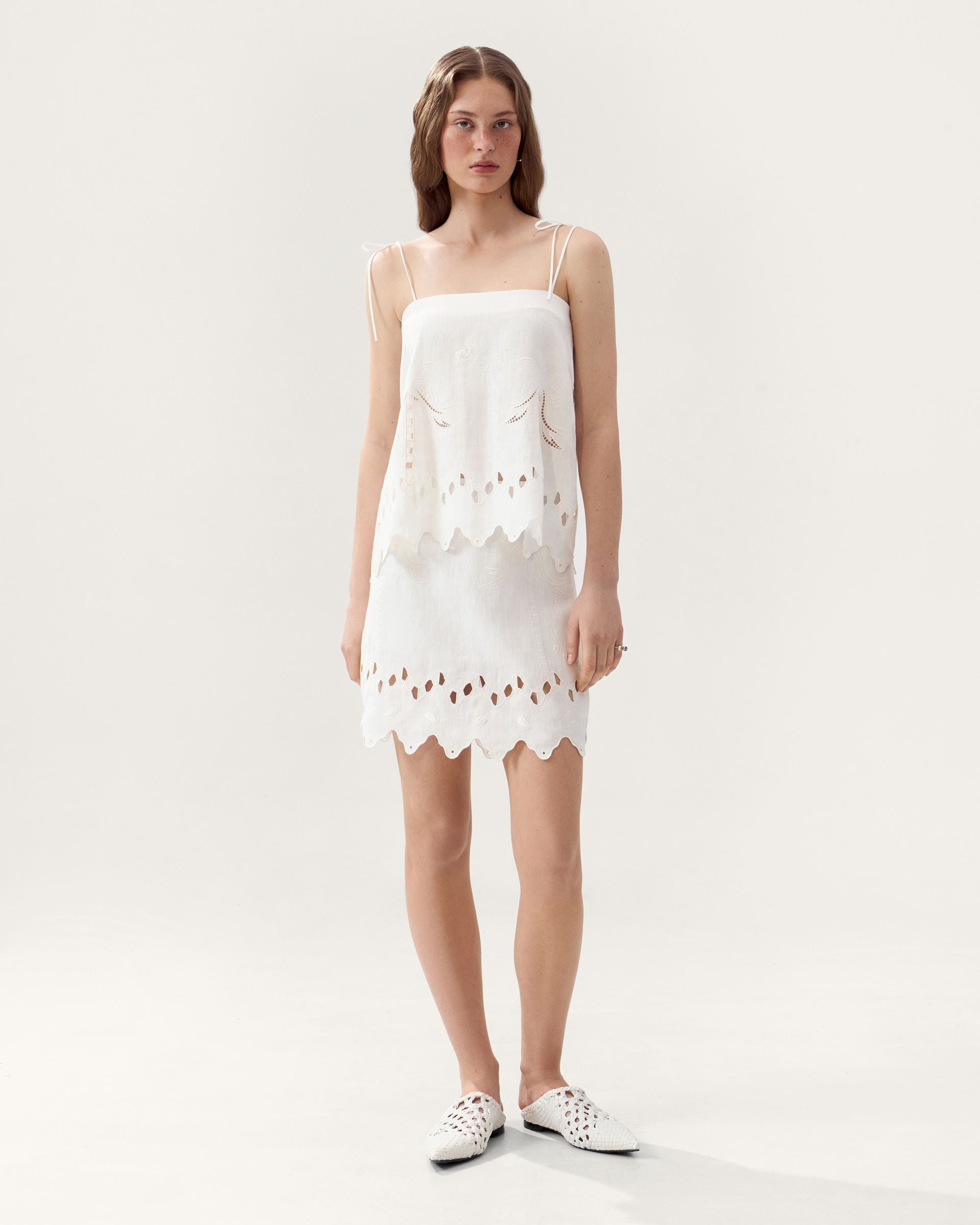 YASNA EMBROIDERED TOP IN MILK