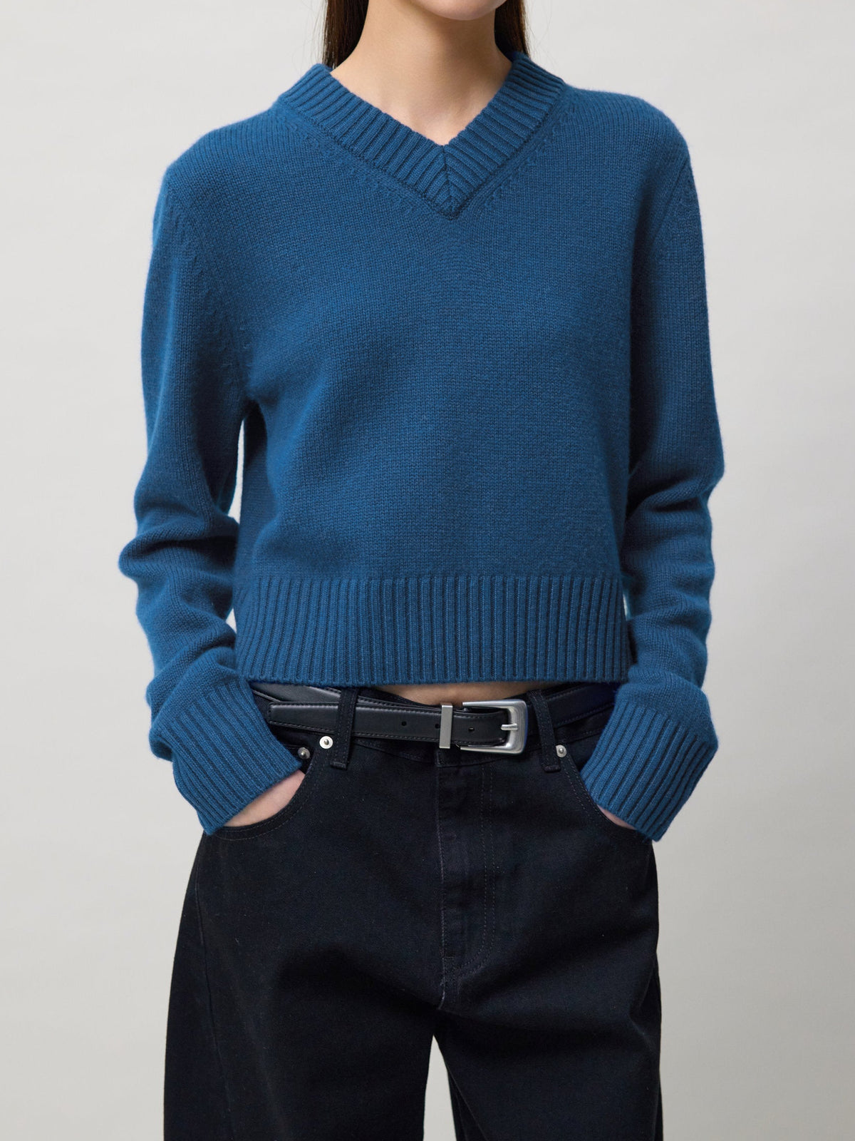 ISLIT WOOL CASHMERE V NECK KNITWEAR