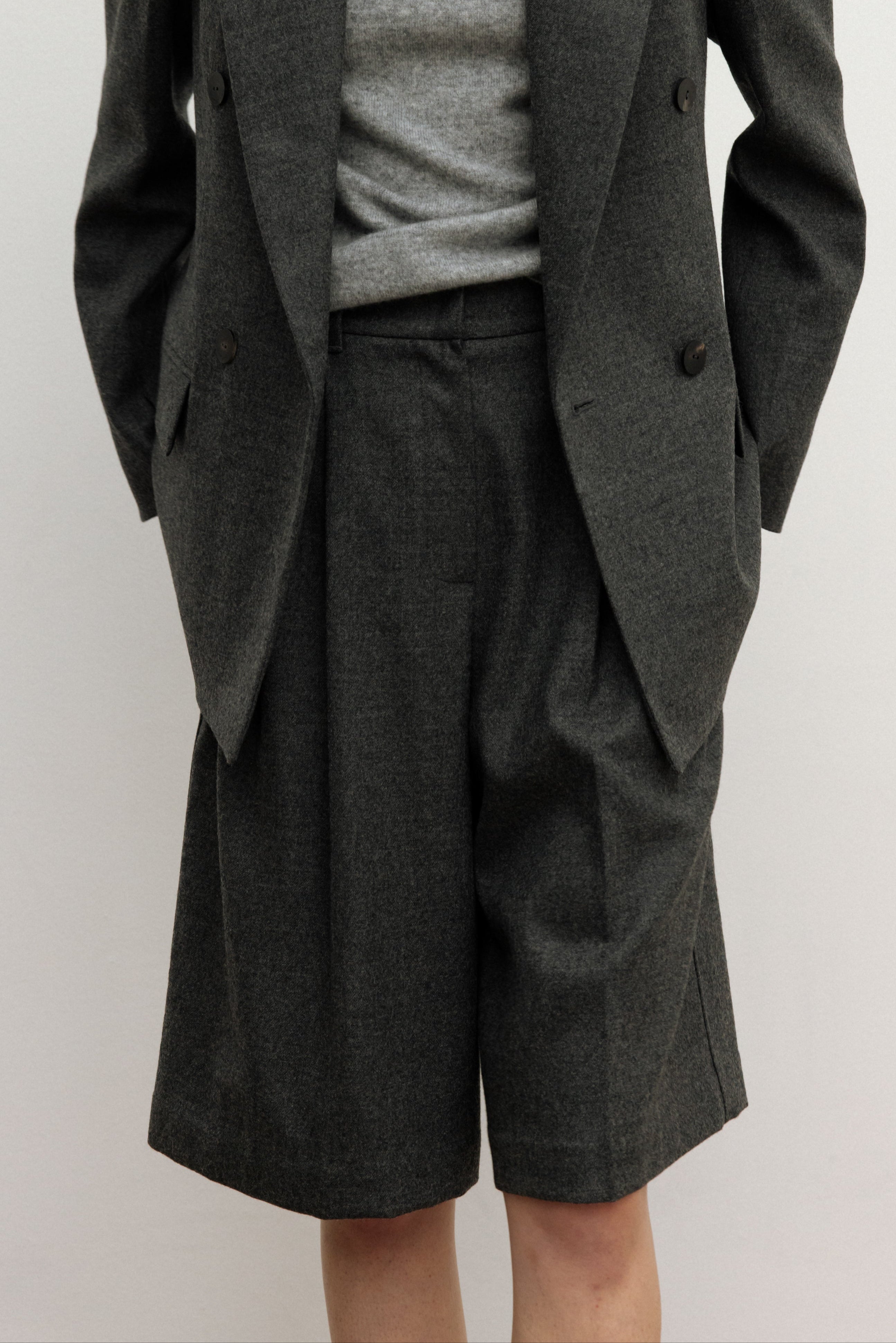 WOOL BERMUDA