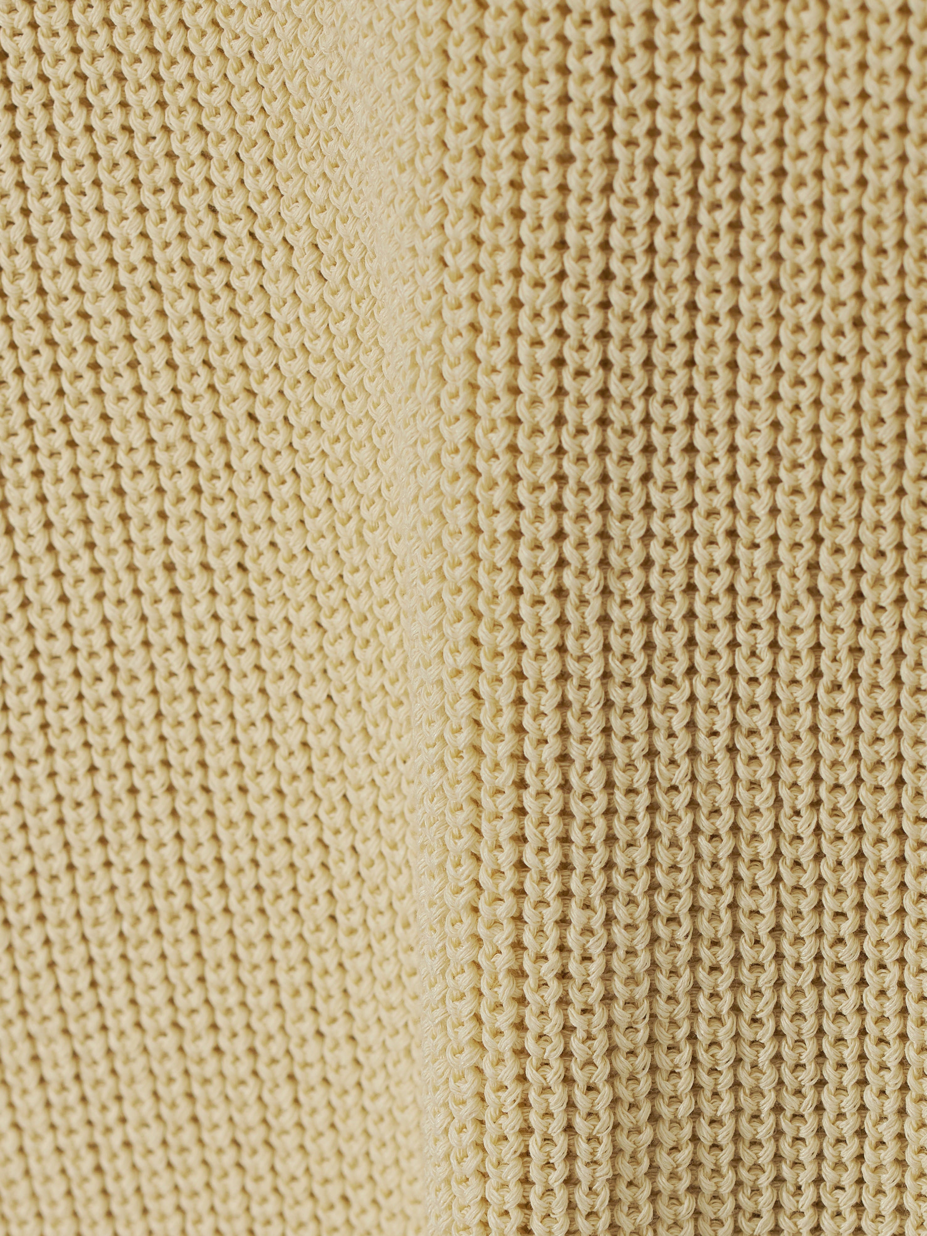 SUSTAINABLE PAPER PULLOVER