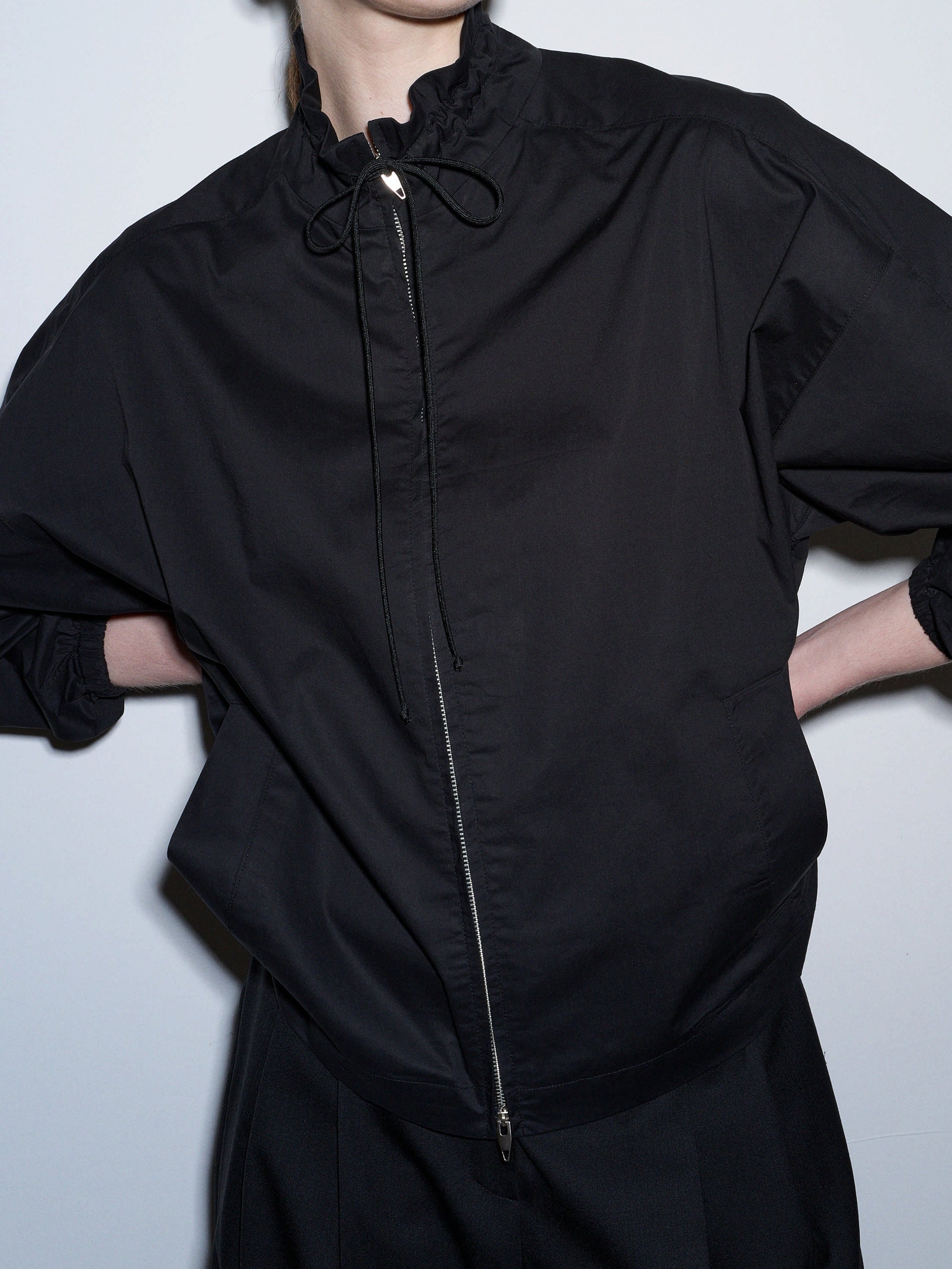 DRAWSTRING NECK JUMPER