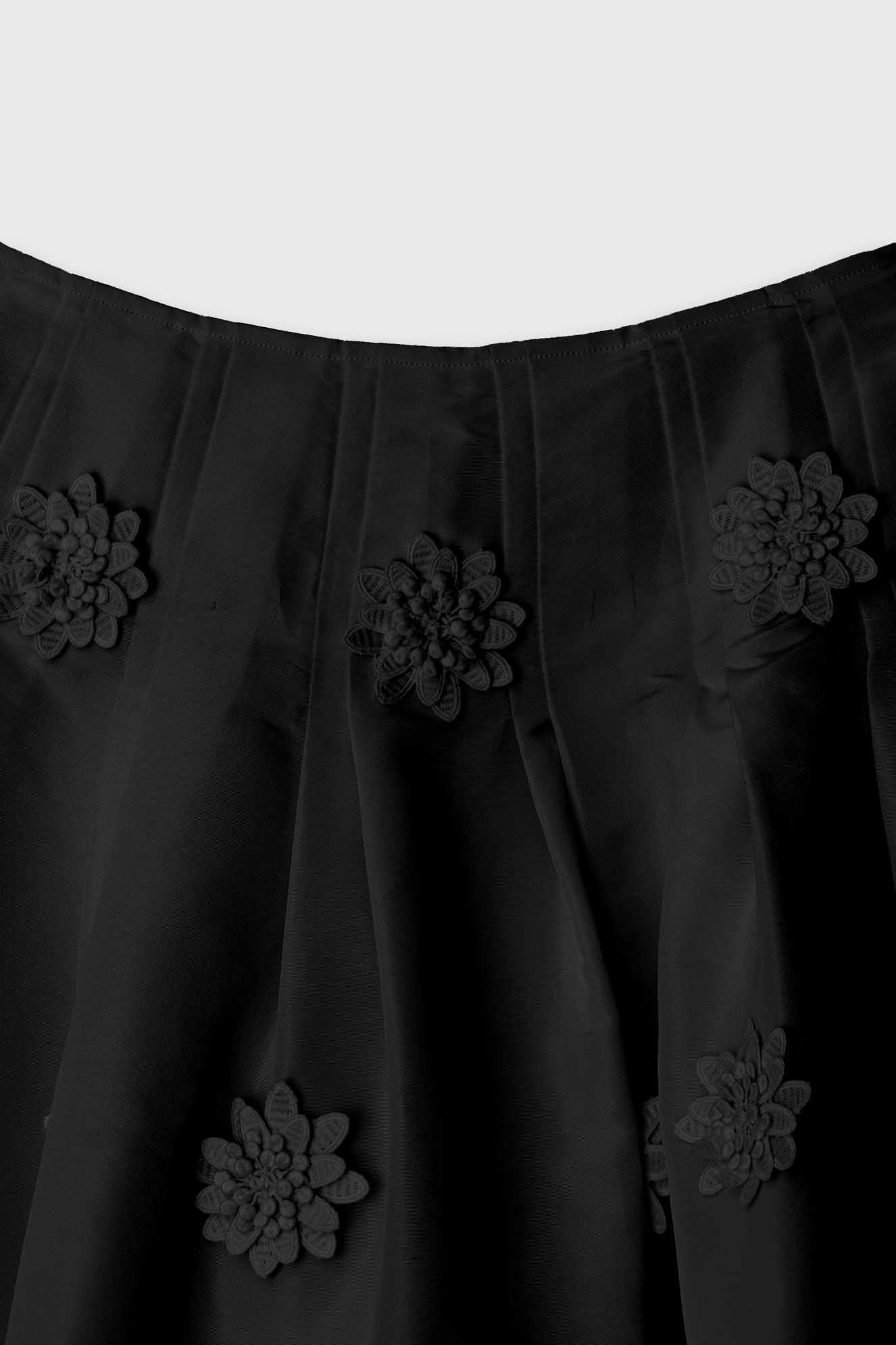 Embroidery Floral PLEATED MAXI SKIRT