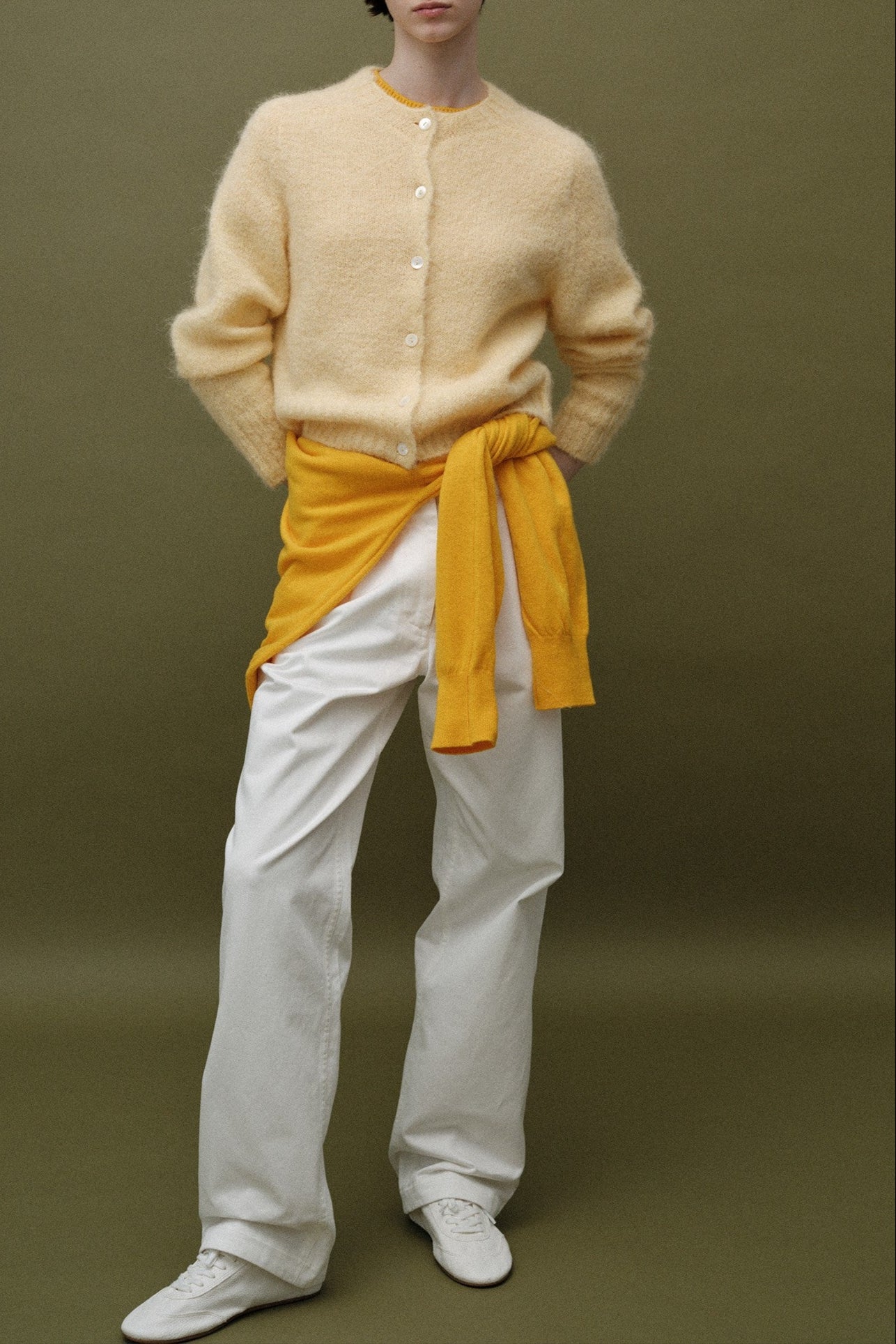 clean fit cardigan with white jeans 