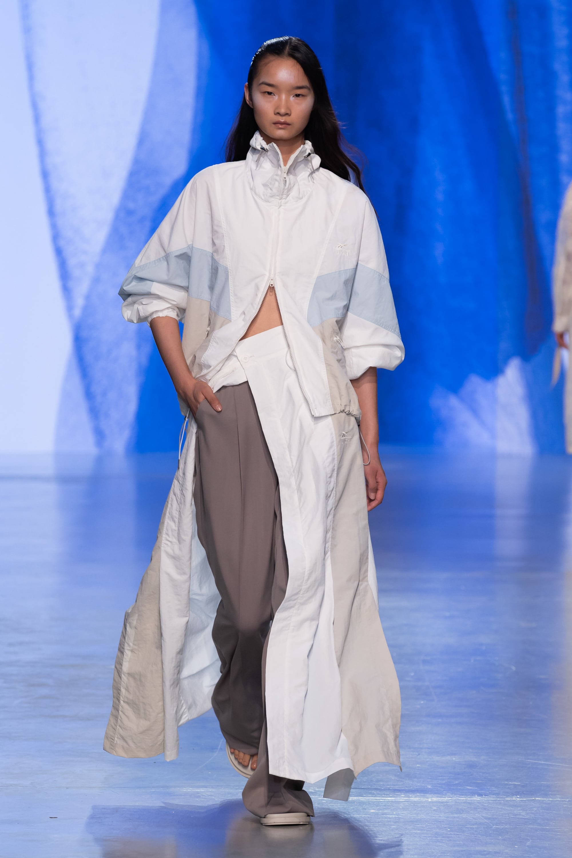 Zip Stand Collar Blouson - White